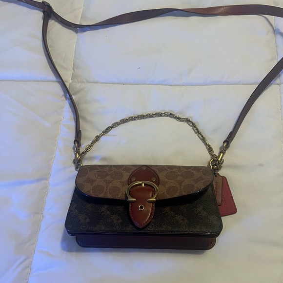 Coach cross body bag. Bought brand new used it only once great condition.. - Picture 1 of 5